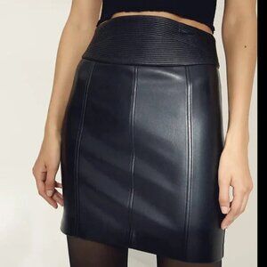 Aritzia Wilfred Lolita Leather Skirt- Size 2